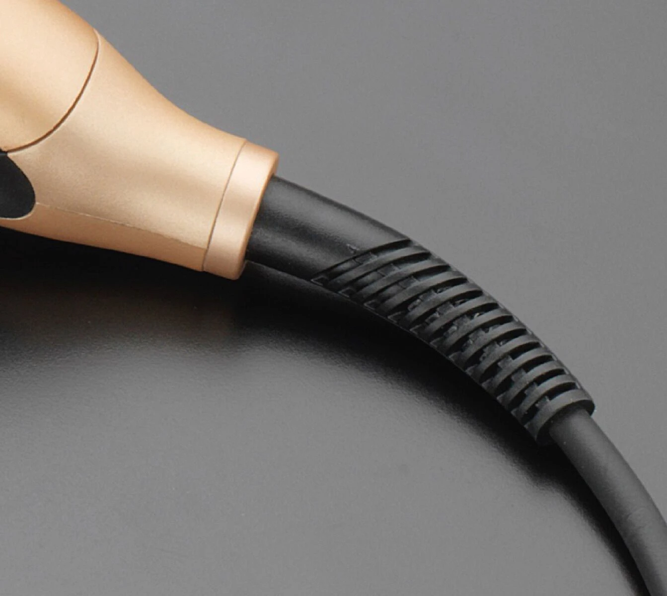 Diva Pro Precious Metals Touch Straightener Rose Gold Diva Pro Precious Metals Touch Straightener Rose Gold -Winkel Voor Haarverzorgingsproducten pro201 1920 x 1715 06